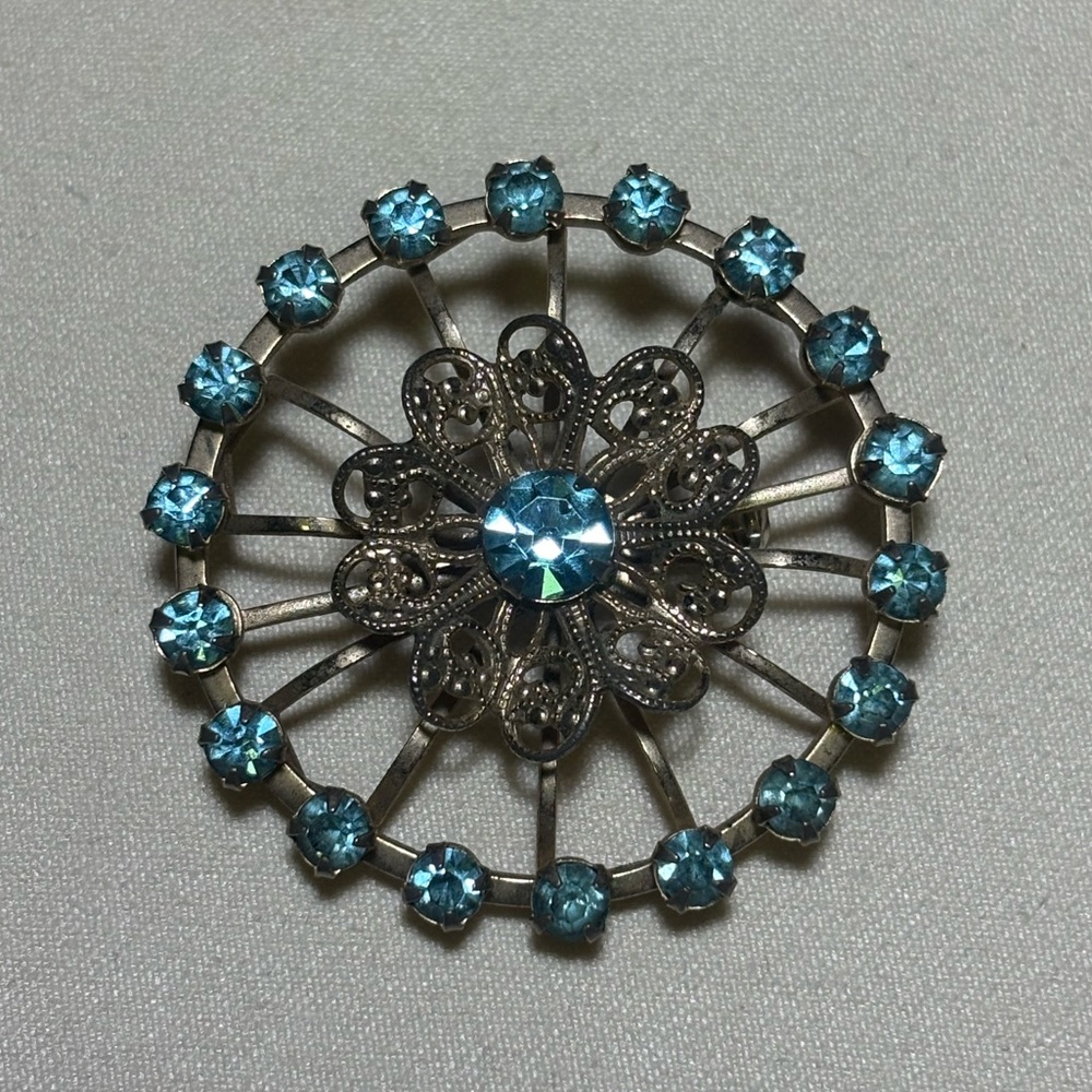 Vintage Fancy Silver Filigree Blue Rhinestone Brooch